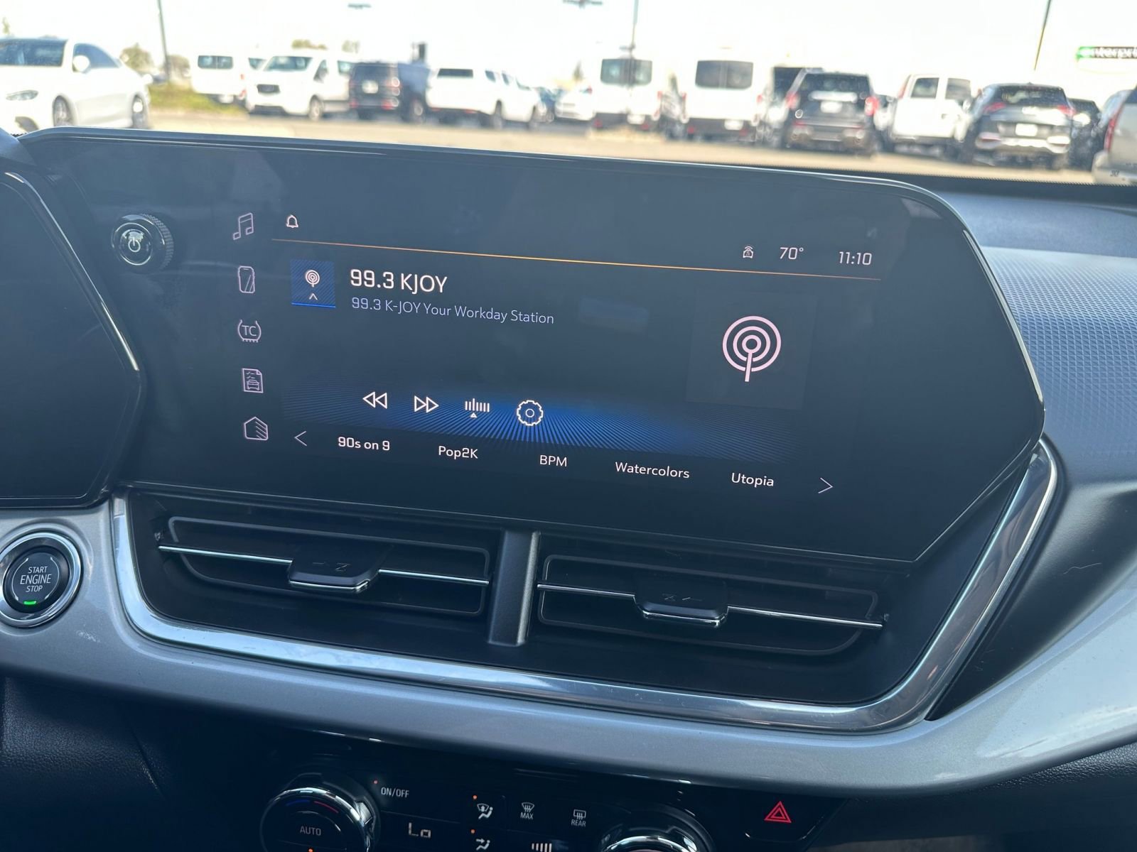 Used 2025 Chevrolet Trax LT image 18