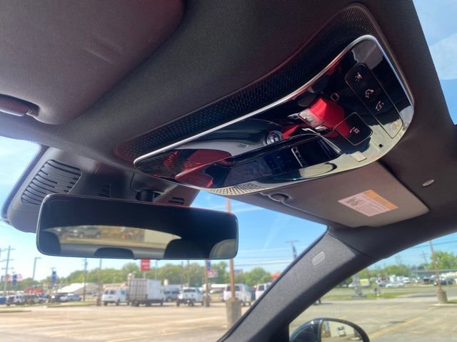 Used 2025 Mercedes-Benz GLC 300 4MATIC image 40