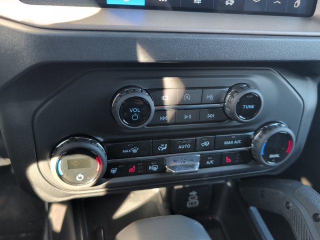 New 2026 Ford Bronco Outer Banks w/ Sasquatch Package AWD/4WD image 16