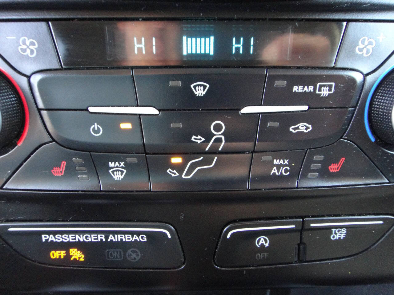 Used 2019 Ford Escape SE AWD/4WD image 10