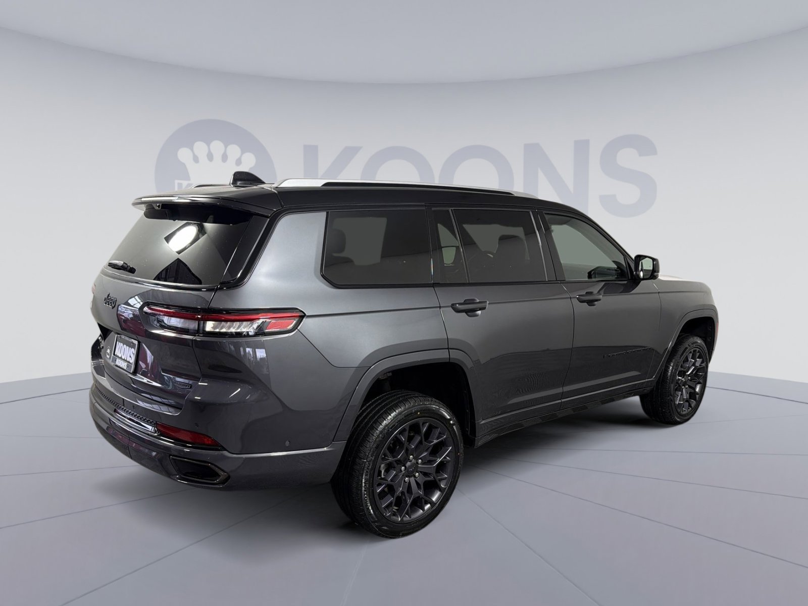 Used 2023 Jeep Grand Cherokee L Summit image 7