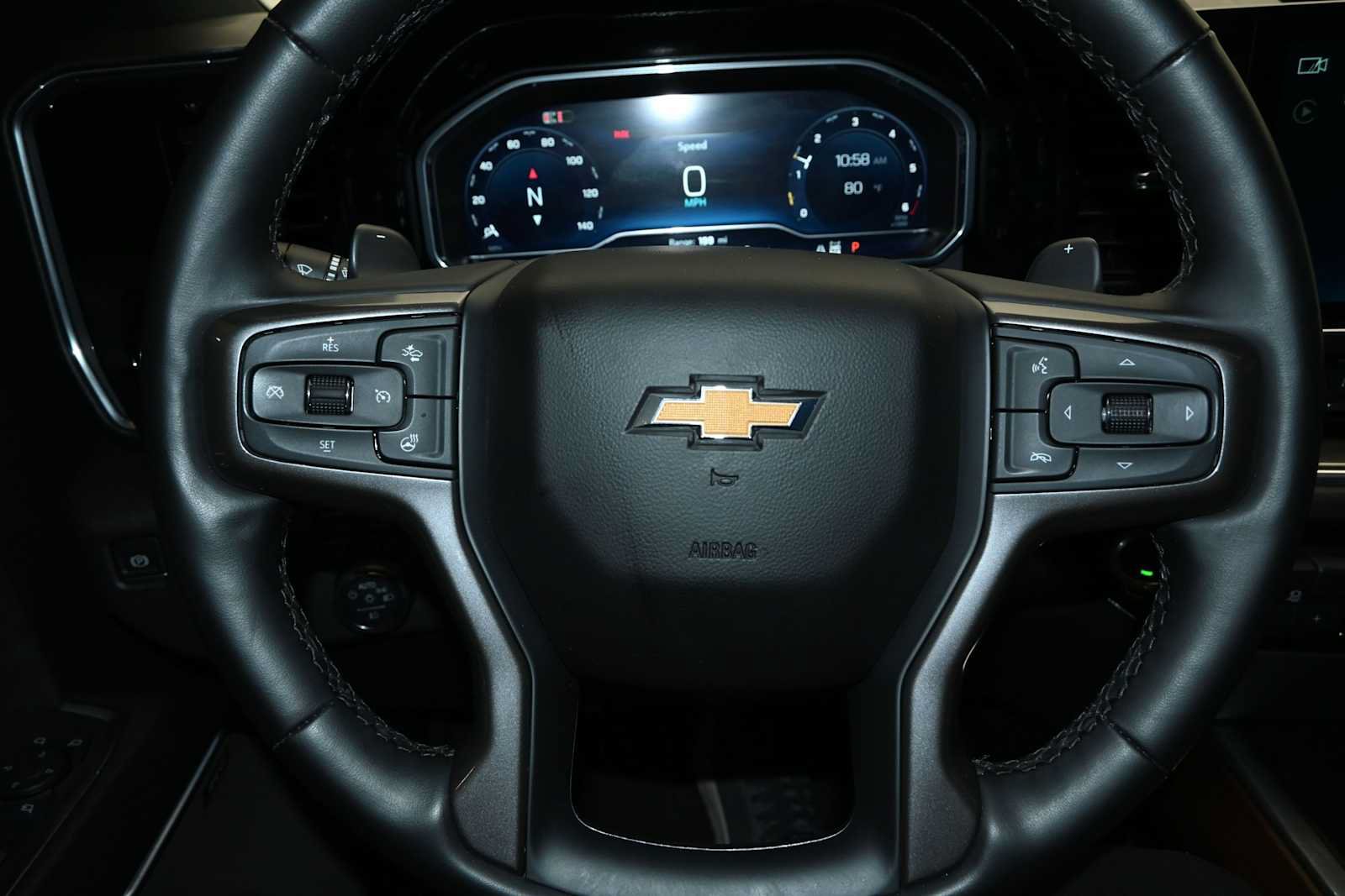 Used 2024 Chevrolet Silverado 1500 High Country w/ High Country Premium Package AWD/4WD image 11