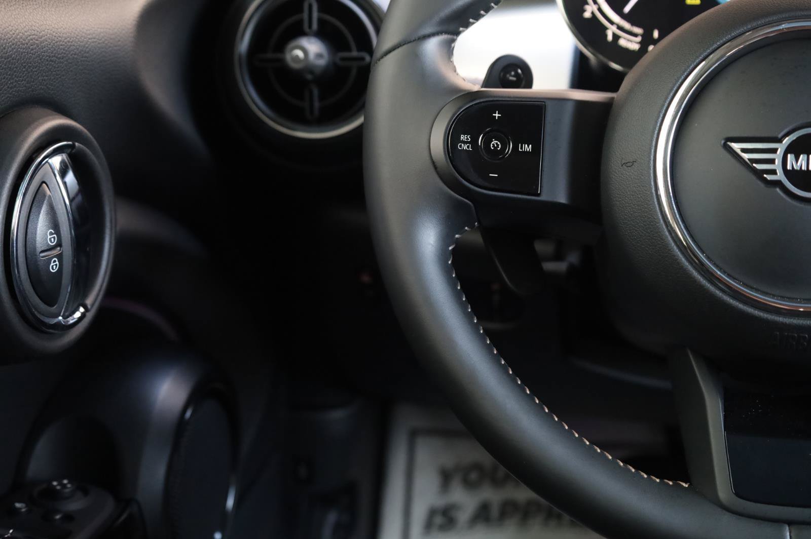 Used 2023 MINI Cooper S FWD image 29