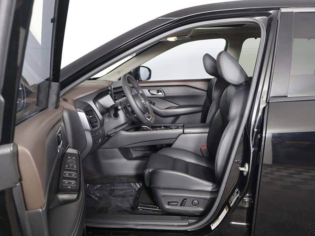 Used 2023 Nissan Rogue SL w/ SL Premium Package AWD/4WD image 32