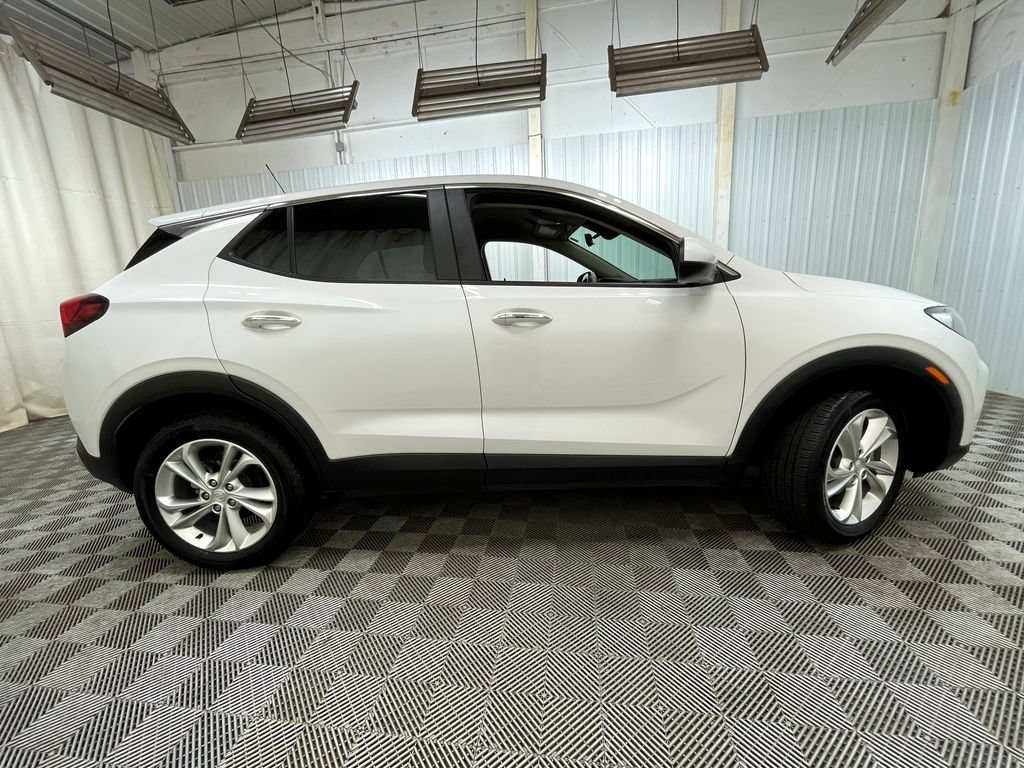 Certified 2023 Buick Encore GX Preferred w/ Cold Weather Comfort Package AWD/4WD image 18