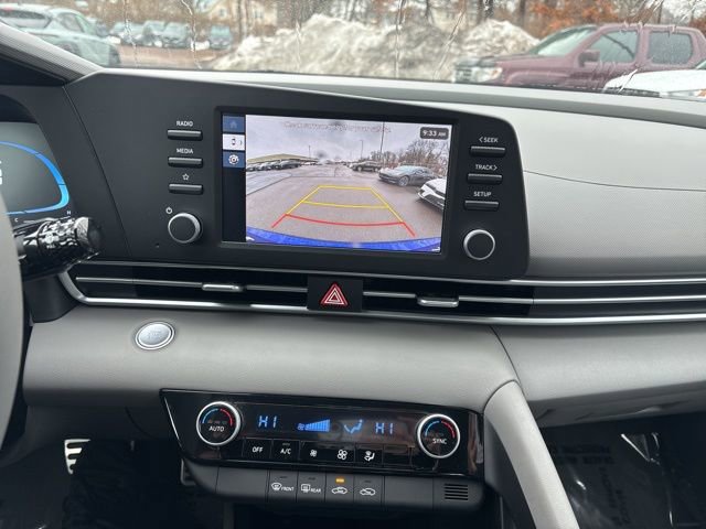 Certified 2025 Hyundai Elantra Sport image 20