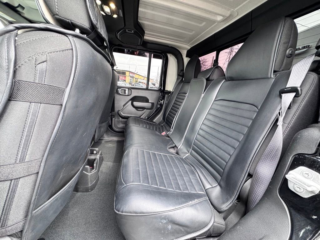 Certified 2022 Jeep Gladiator Willys image 16