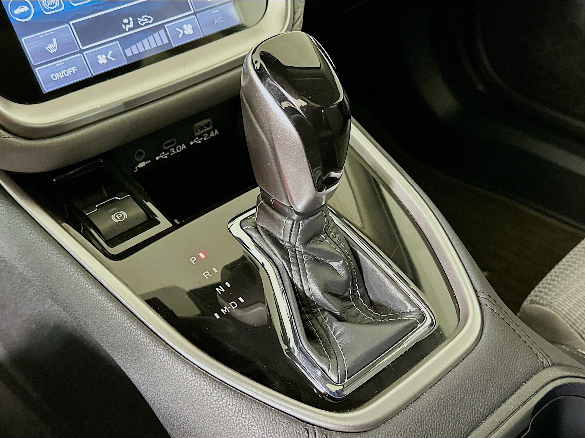 Used 2025 Subaru Outback Premium image 24