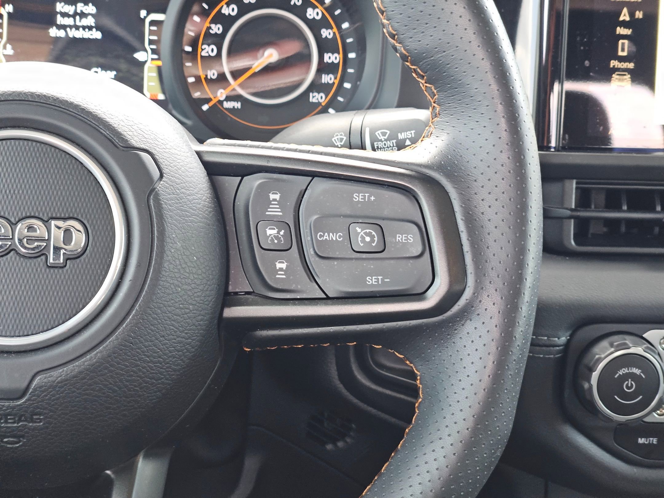 Certified 2024 Jeep Gladiator Mojave w/ Technology Group image 22