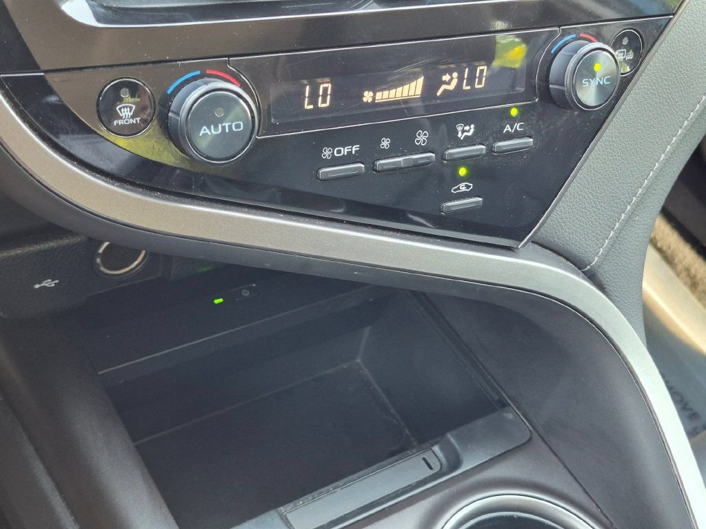 Used 2024 Toyota Camry XSE FWD image 29