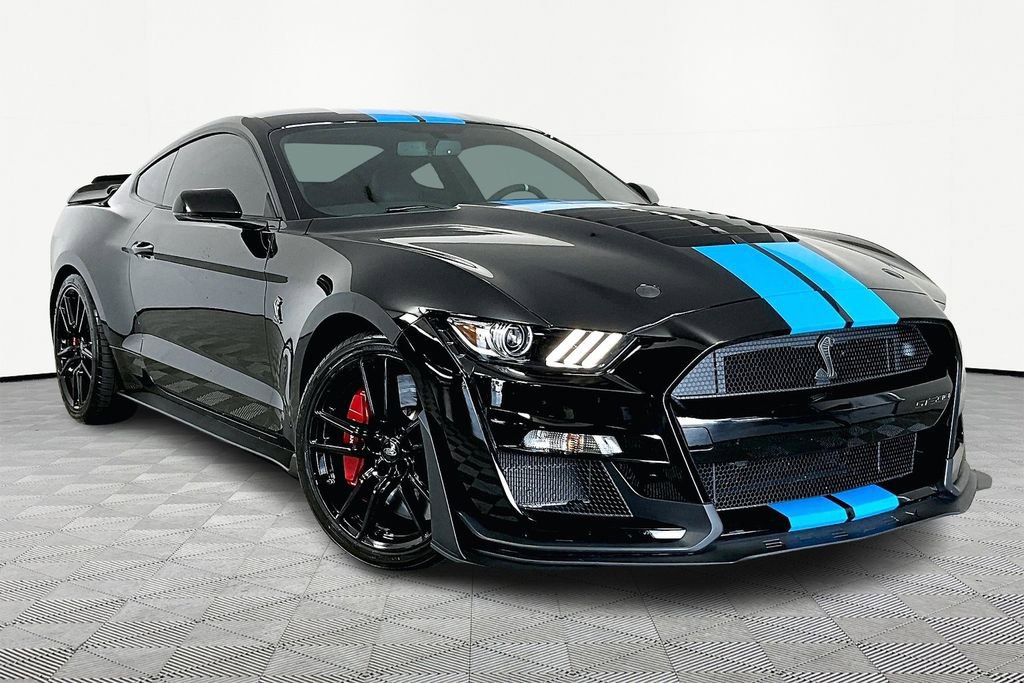 Used 2021 Ford Mustang Shelby GT500 w/ Technology Package image 1