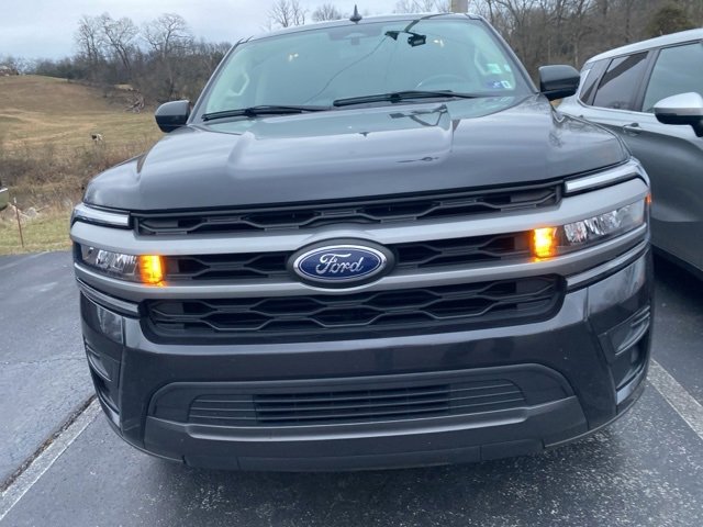 Used 2024 Ford Expedition XLT image 7