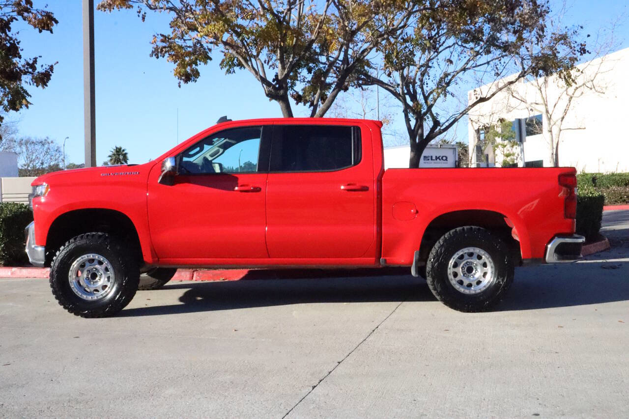 Used 2020 Chevrolet Silverado 1500 LT w/ Convenience Package image 14