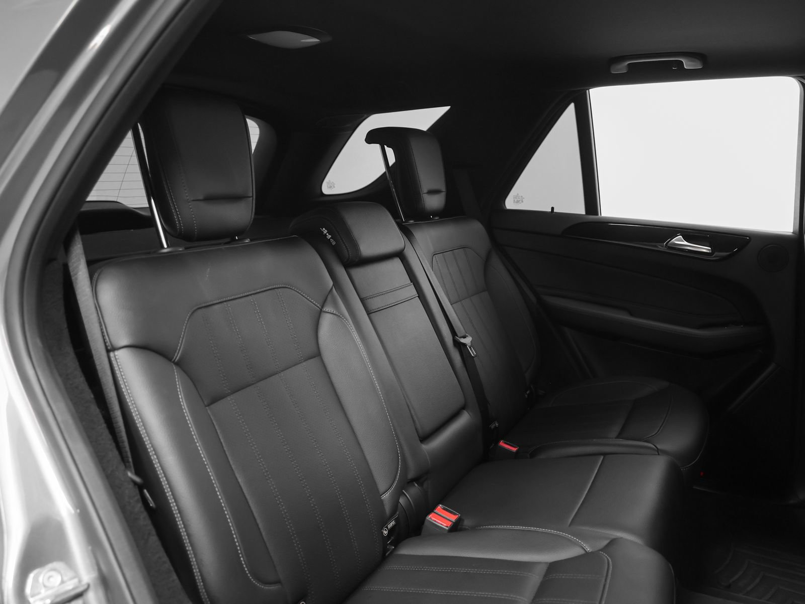 Used 2018 Mercedes-Benz GLE 350 4MATIC image 3