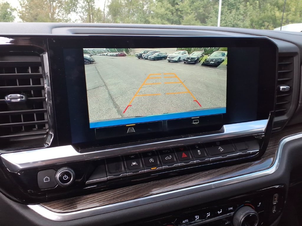 Used 2023 Chevrolet Silverado 1500 RST AWD/4WD image 12