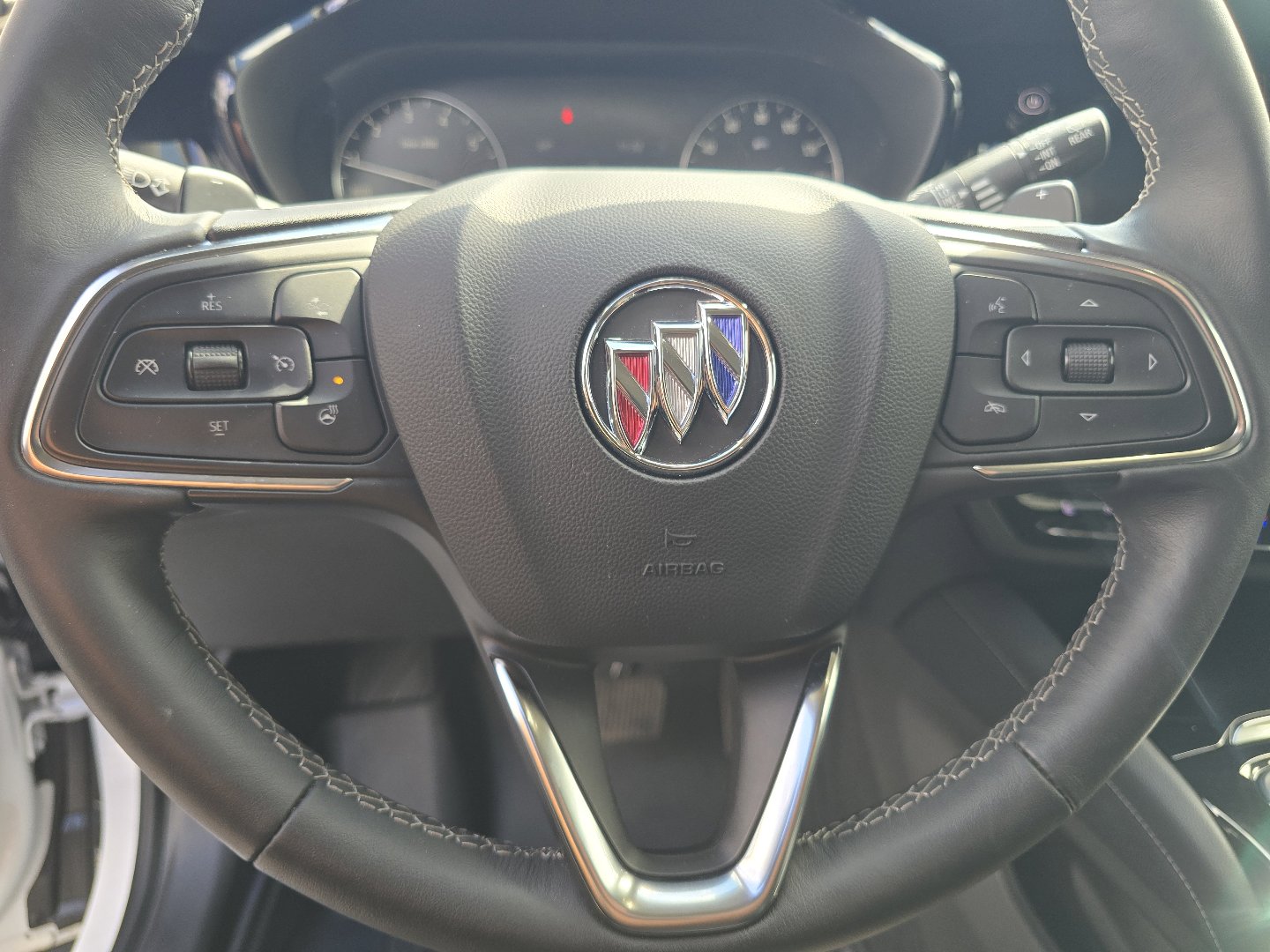 Certified 2023 Buick Envision Preferred AWD/4WD image 36