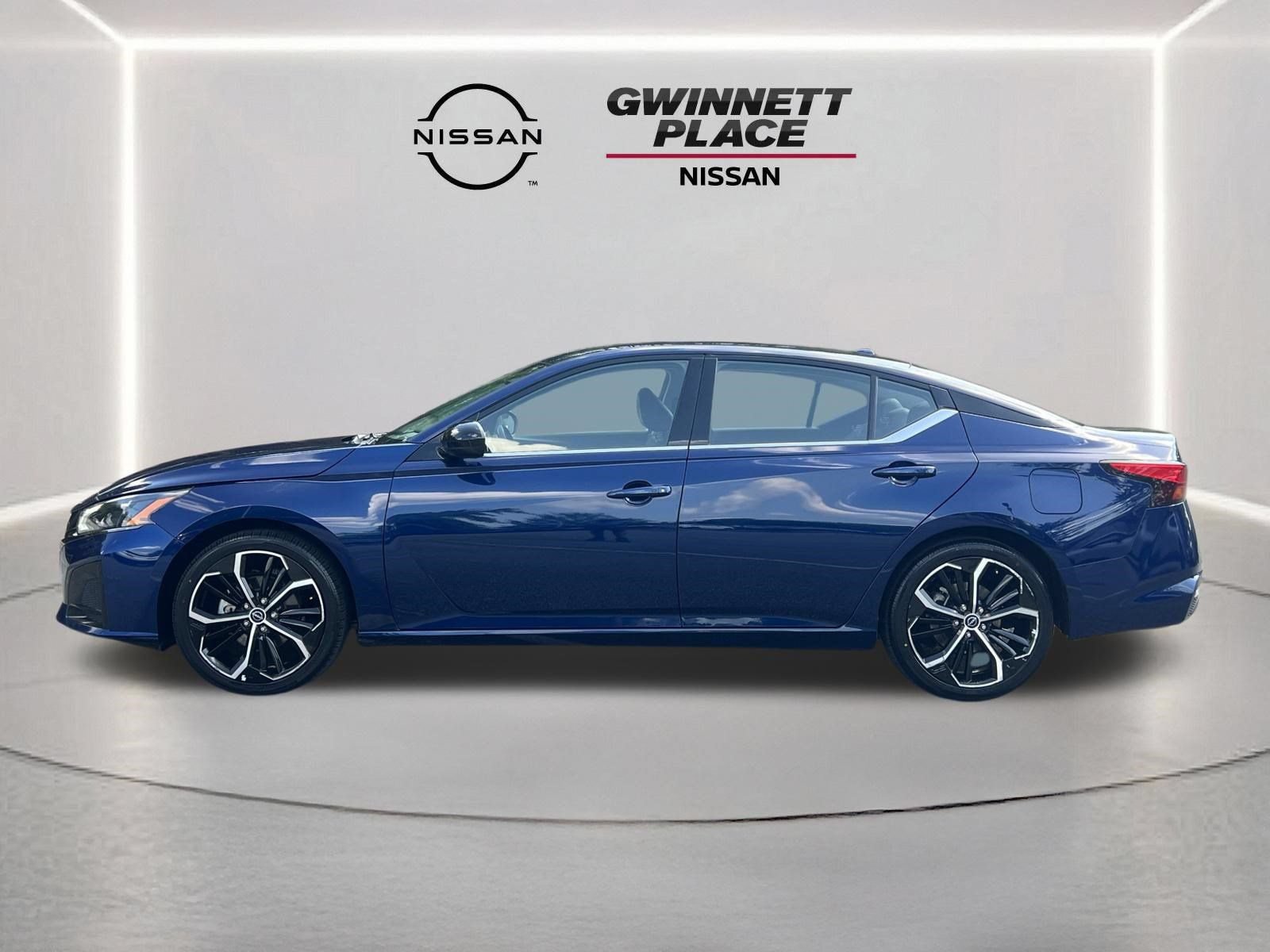 Used 2024 Nissan Altima 2.5 SR FWD image 21