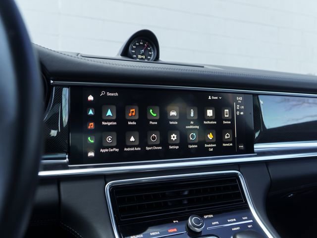 Certified 2022 Porsche Panamera GTS image 25