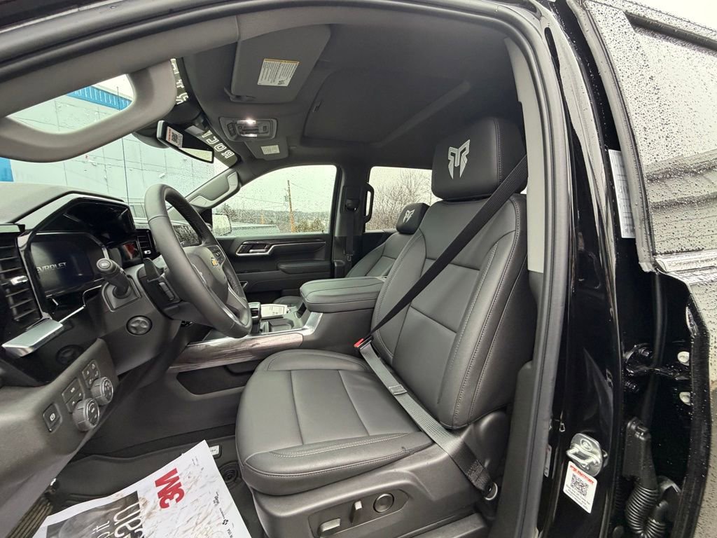 New 2026 Chevrolet Silverado 1500 LTZ w/ LTZ Premium Package image 10