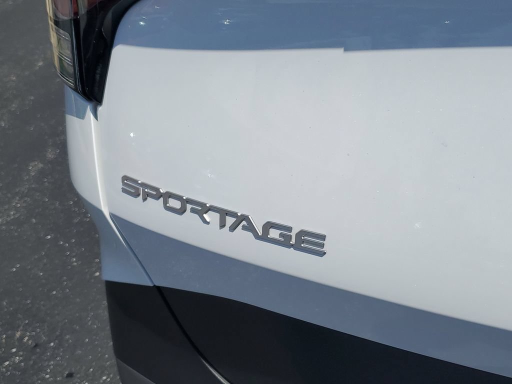 Used 2024 Kia Sportage X-Line w/ X-Line Premium Package AWD/4WD image 7