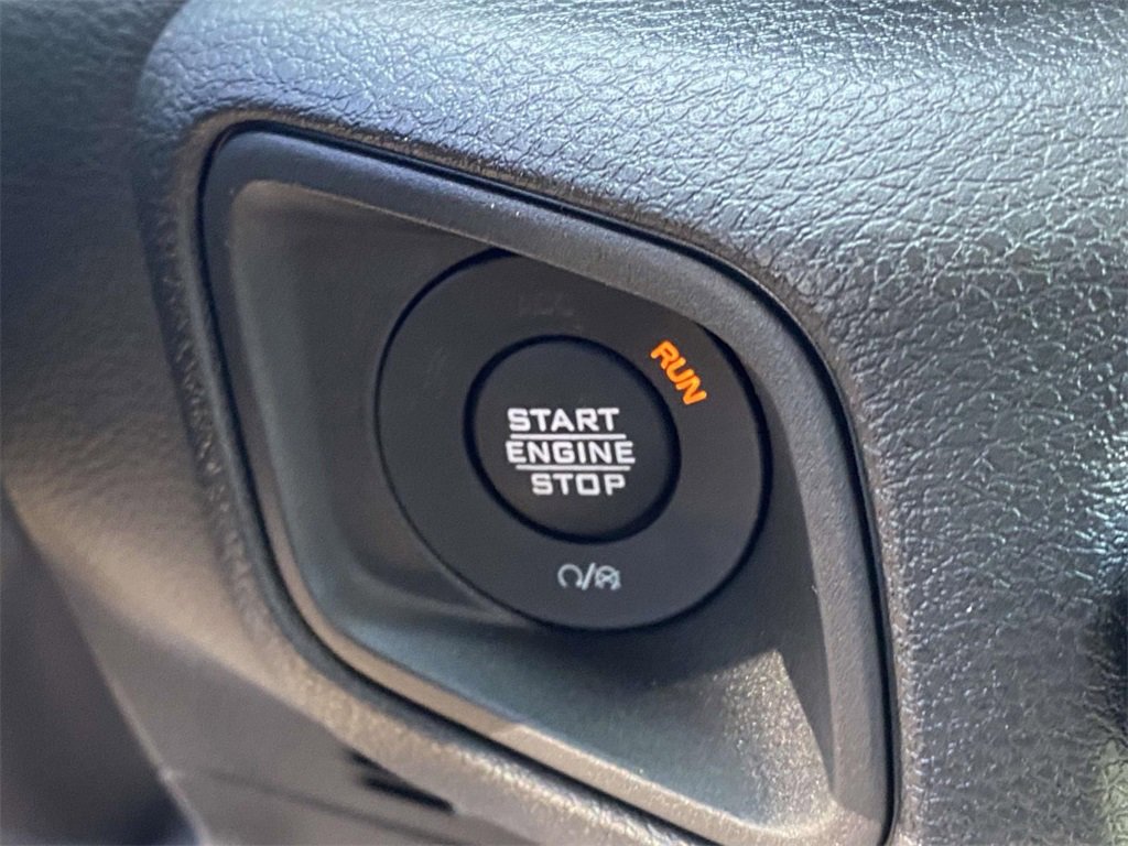 New 2025 Jeep Gladiator Sport image 25