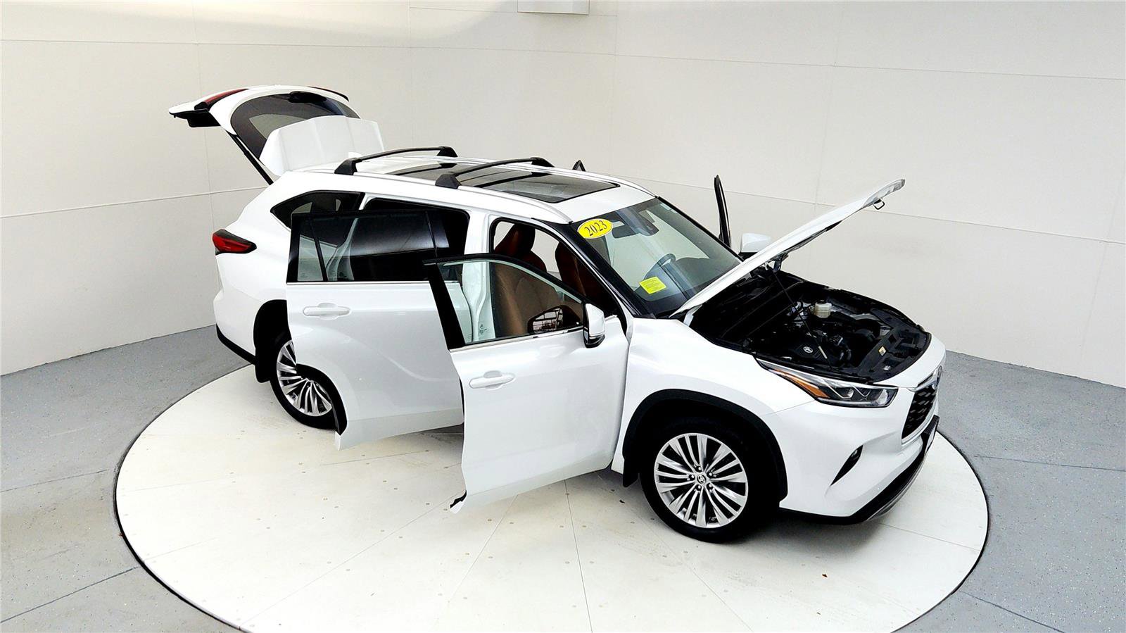 Used 2023 Toyota Highlander Platinum image 24