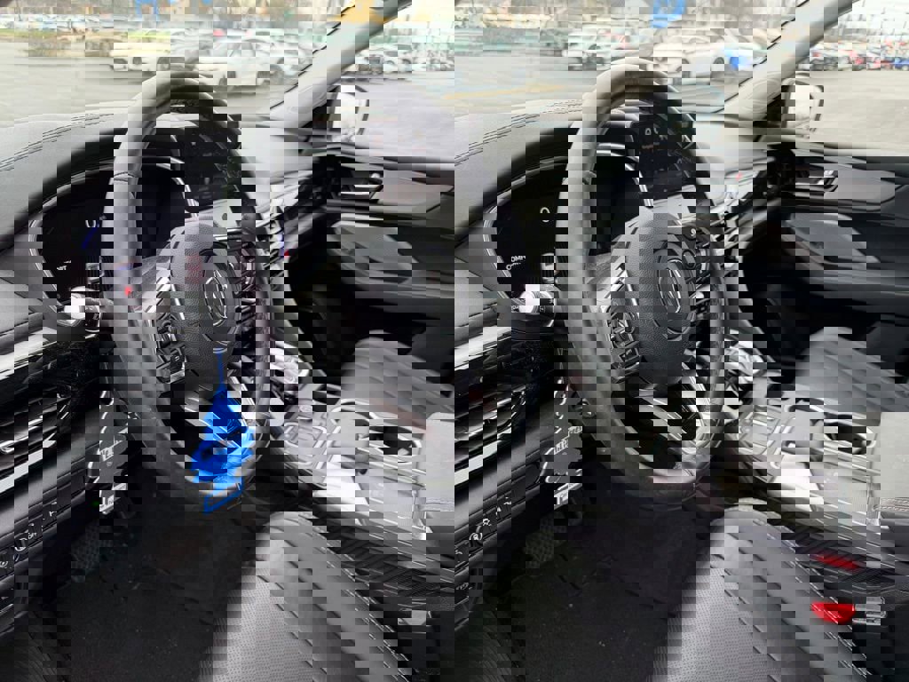 Used 2023 Acura MDX SH-AWD w/ Technology Package image 10