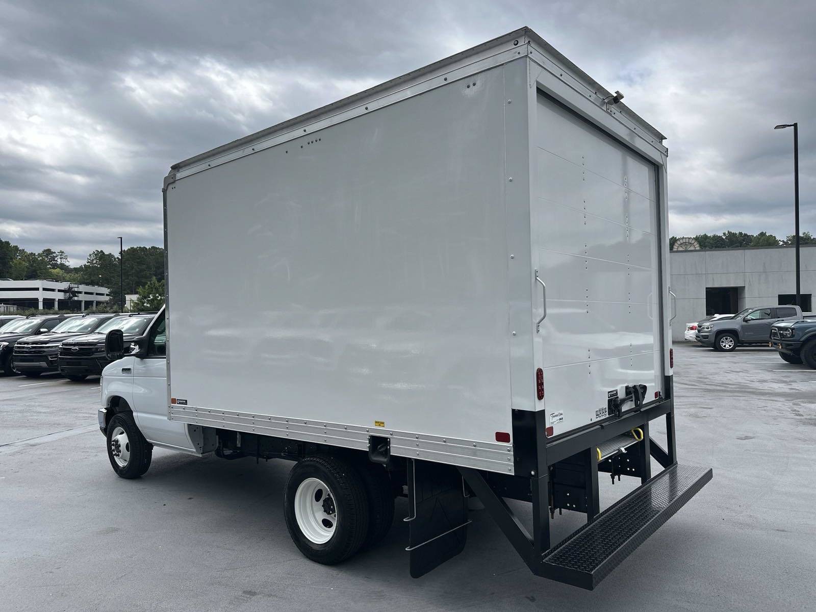 New 2025 Ford E-350 and Econoline 350 Super Duty w/ Power Equipment Group RWD image 5