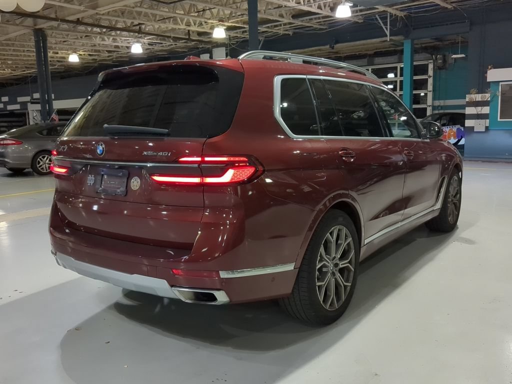 Certified 2024 BMW X7 xDrive40i w/ Executive Package AWD/4WD image 8