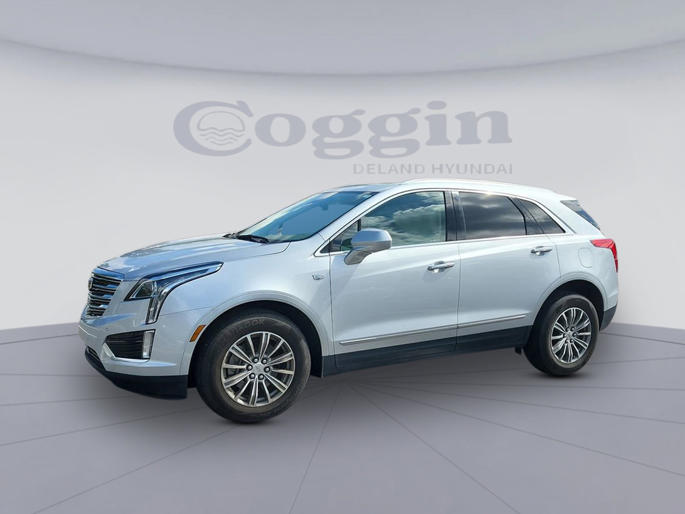 Used 2017 Cadillac XT5 Luxury w/ Driver Awareness Package