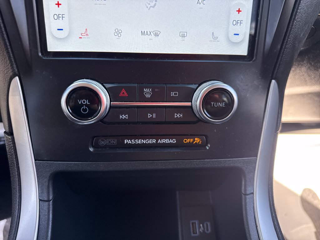 Used 2024 Ford Edge SEL AWD/4WD image 33