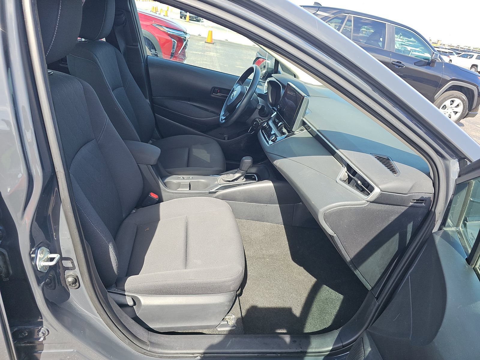 Used 2023 Toyota Corolla LE FWD image 11