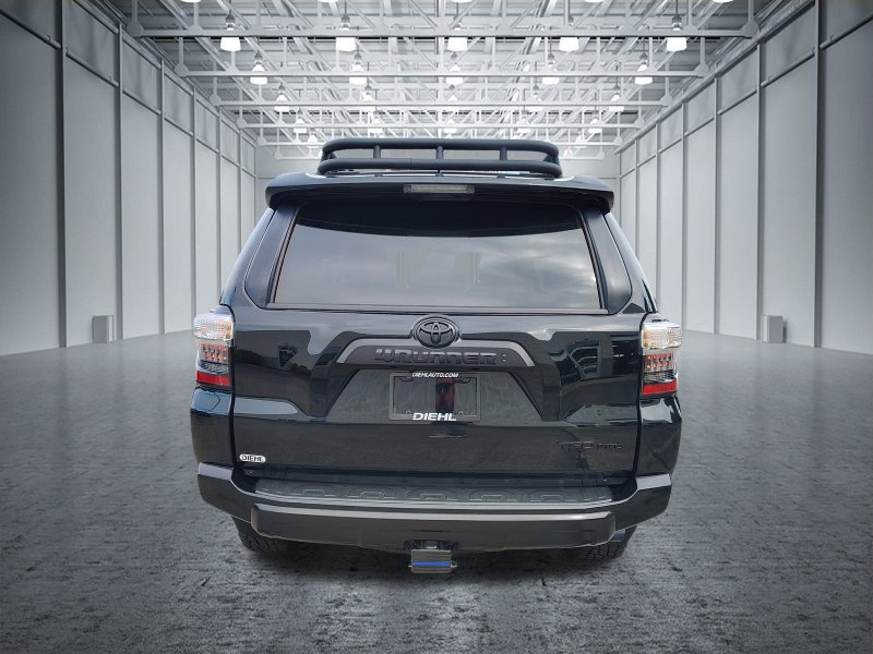 Used 2024 Toyota 4Runner TRD Pro AWD/4WD image 9