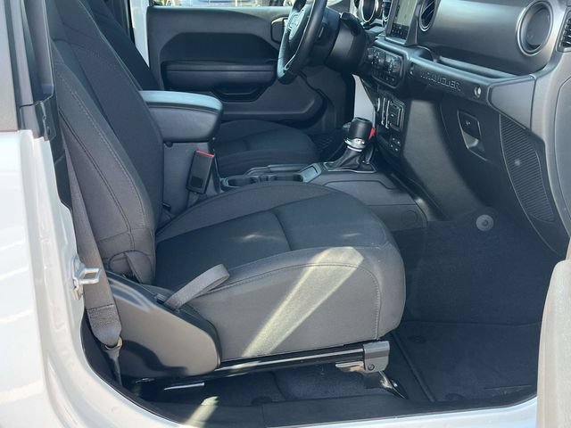 Used 2022 Jeep Wrangler Sport AWD/4WD image 21