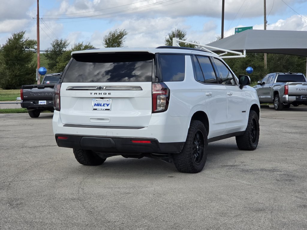 Used 2022 Chevrolet Tahoe Z71 w/ Luxury Package AWD/4WD image 5