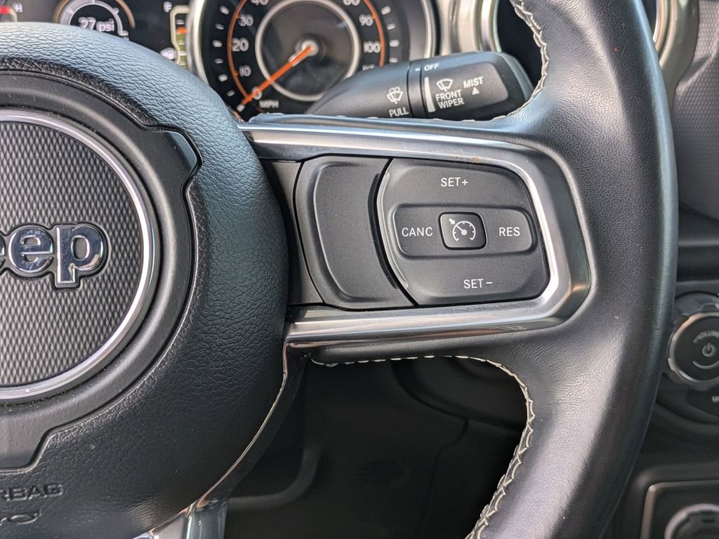 Used 2022 Jeep Wrangler Unlimited Sahara image 18