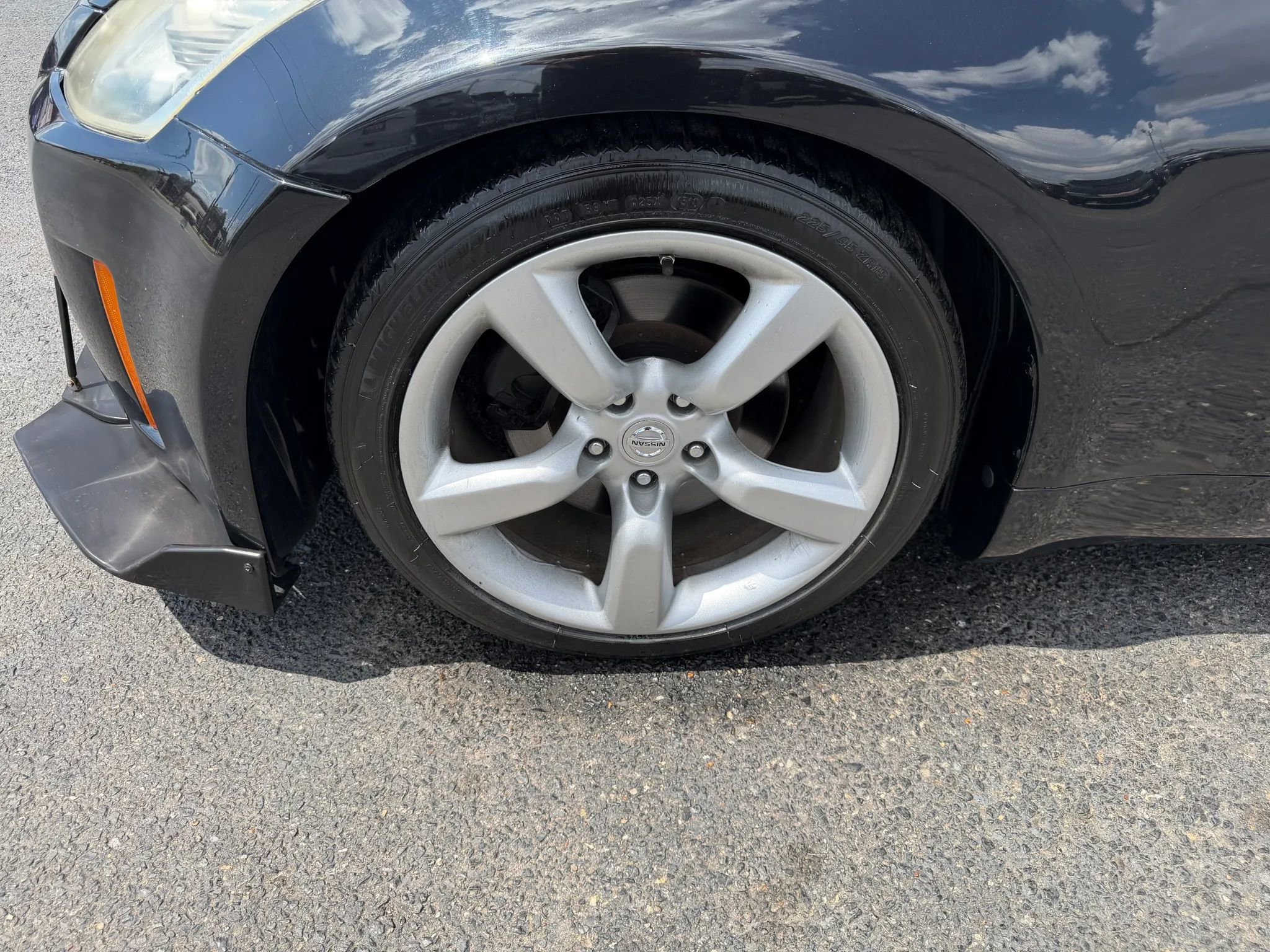 Used 2008 Nissan 350Z Touring RWD image 16