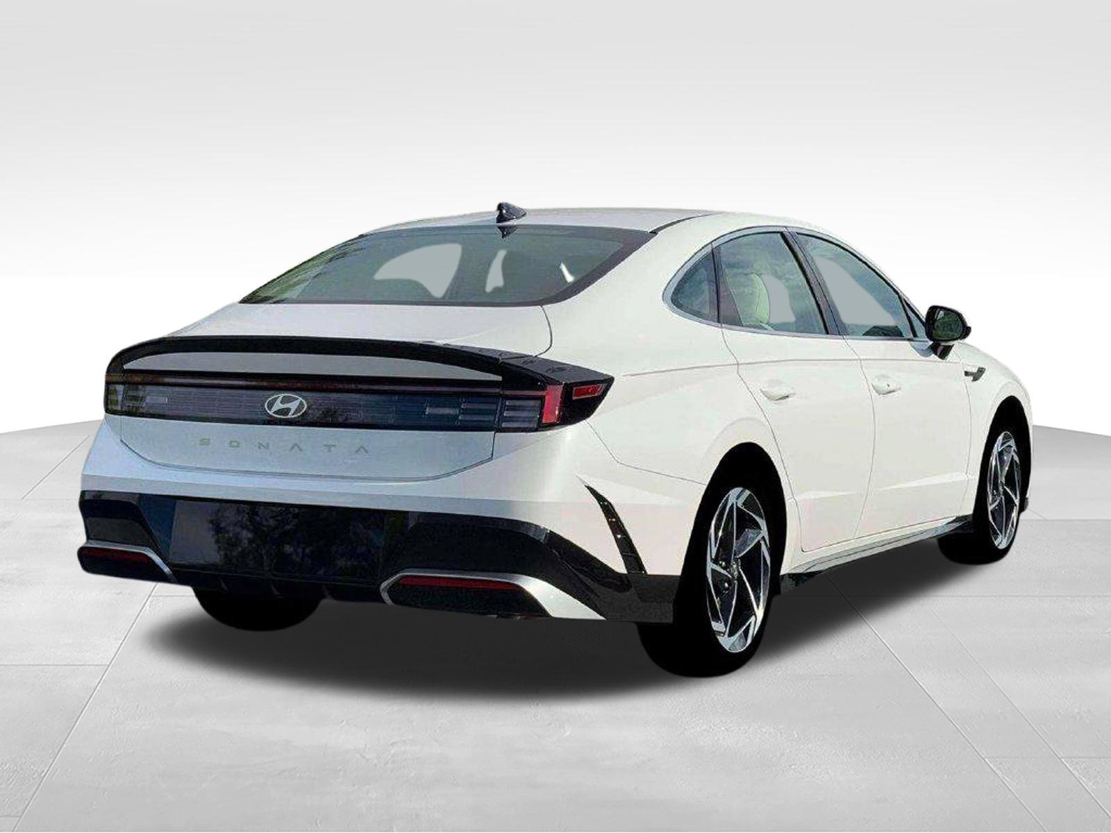 New 2026 Hyundai Sonata SEL FWD image 10