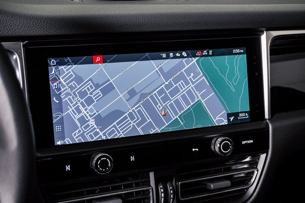 Certified 2025 Porsche Macan image 21