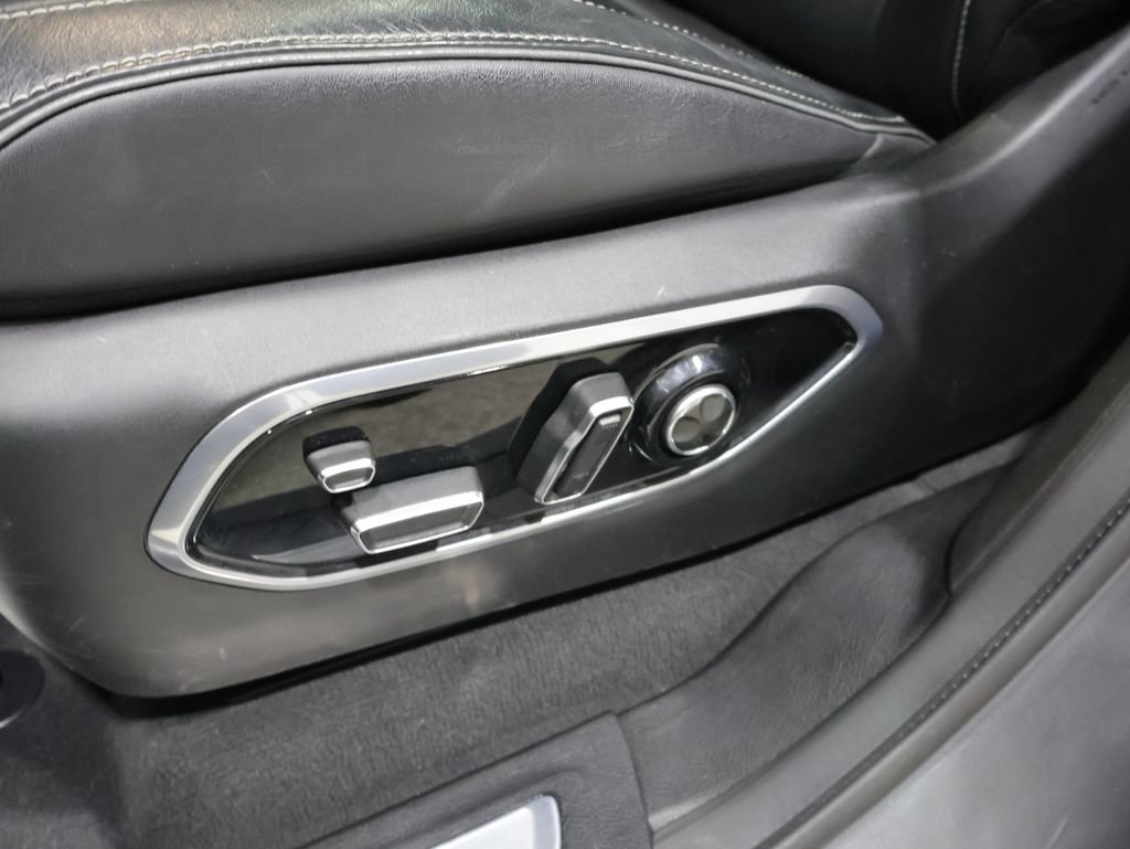 Used 2023 Jeep Grand Cherokee L Overland w/ Luxury Tech Group IV AWD/4WD image 13