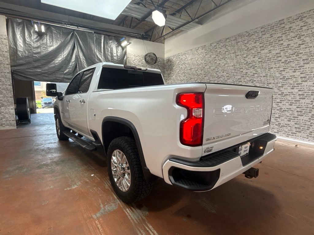 Used 2020 Chevrolet Silverado 2500 High Country w/ Z71 Off-Road Package AWD/4WD image 5