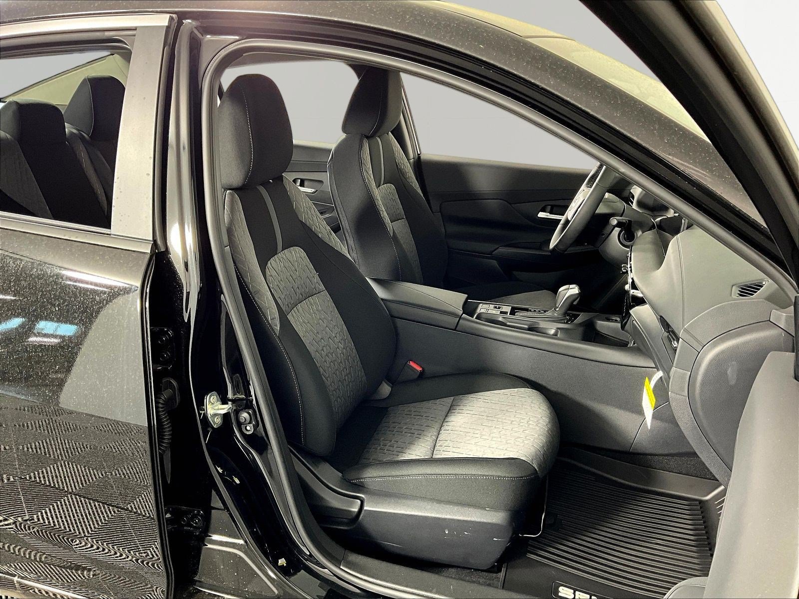 New 2026 Nissan Sentra SV w/ SV Convenience Package FWD image 19