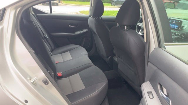 Used 2021 Nissan Sentra SV FWD image 13