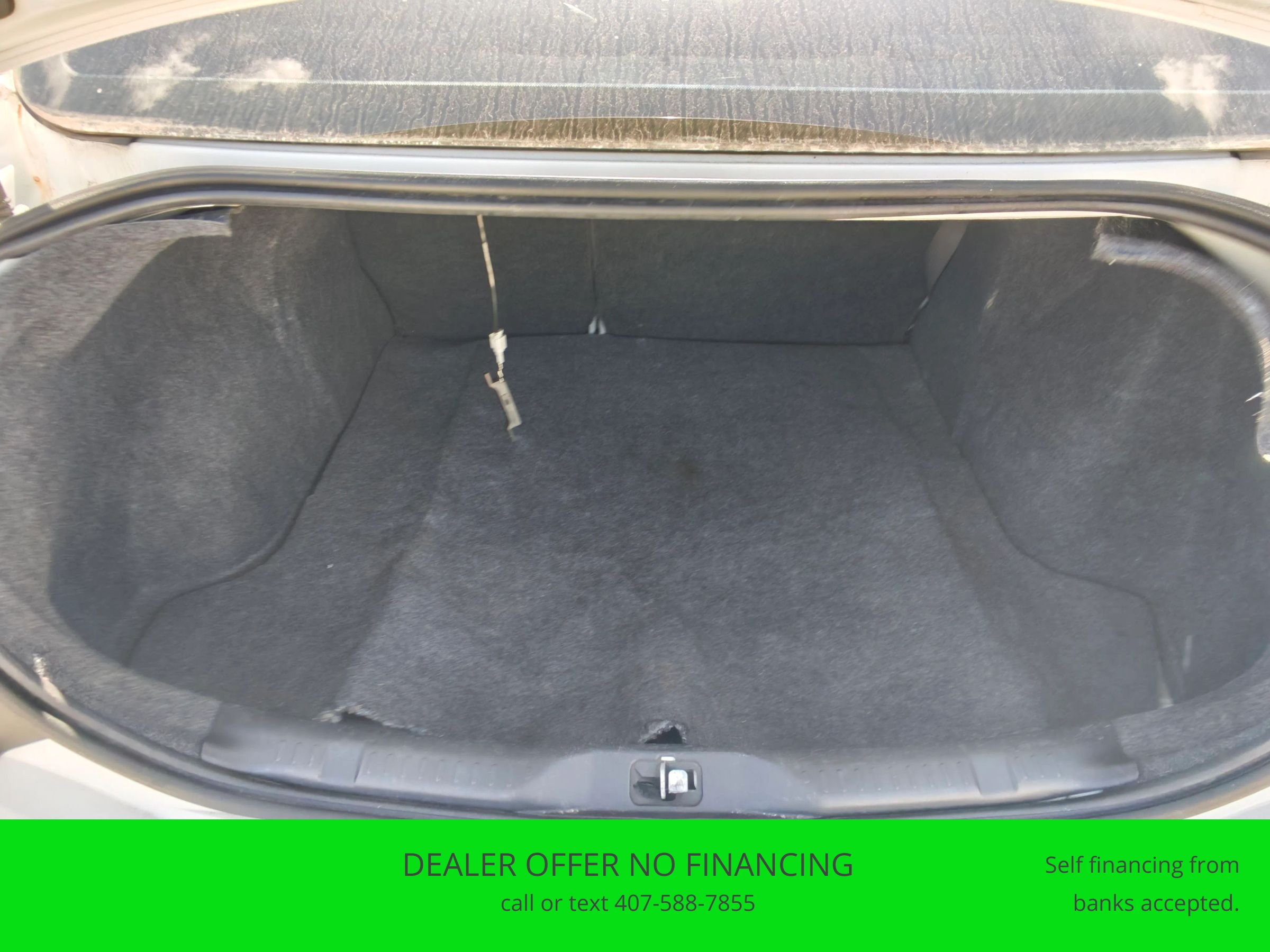 Used 2012 Nissan Sentra 2.0 SR w/ Special Edition Pkg FWD image 13