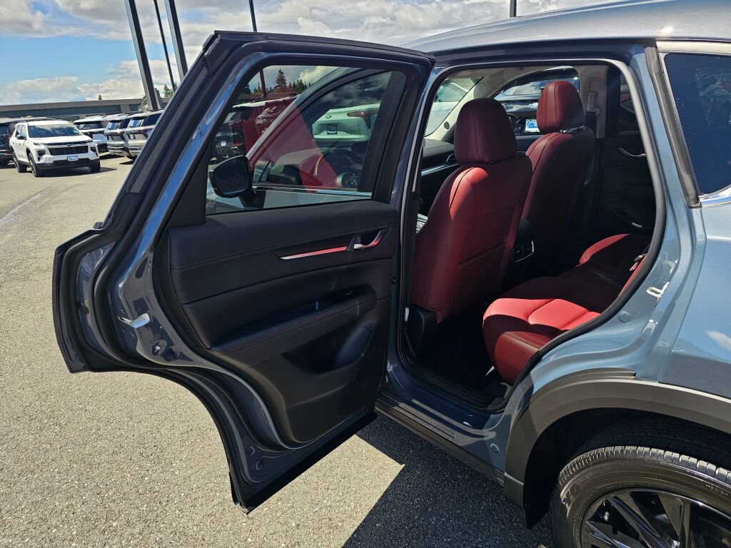 Certified 2023 MAZDA CX-5 Carbon Edition AWD/4WD image 23