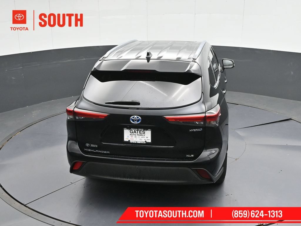 Used 2020 Toyota Highlander XLE AWD/4WD image 49