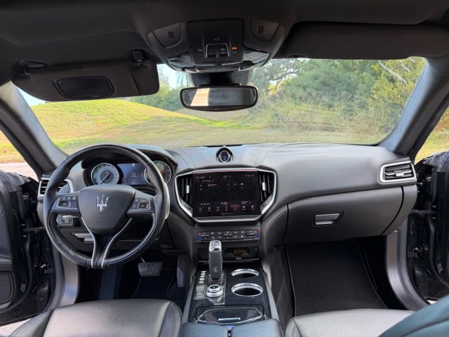 Used 2022 Maserati Ghibli Modena image 17