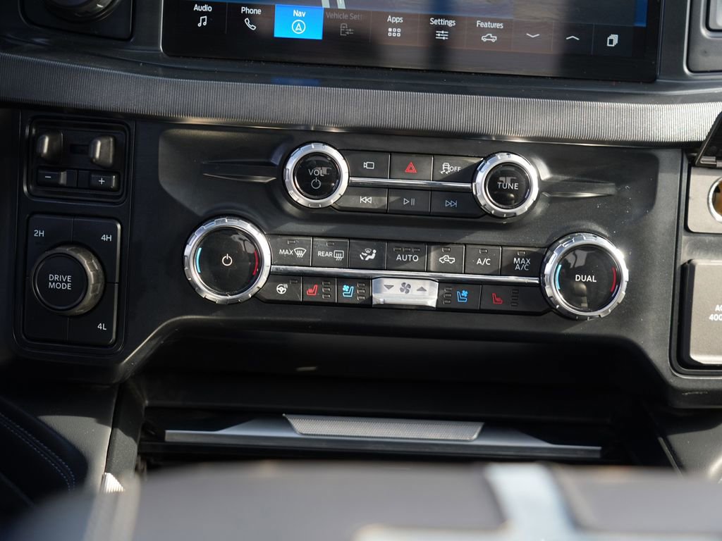 Used 2025 Ford F350 Platinum image 26