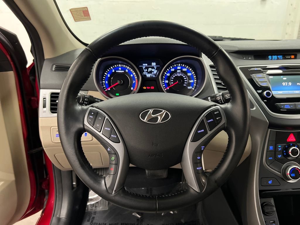 Used 2015 Hyundai Elantra Limited FWD image 16