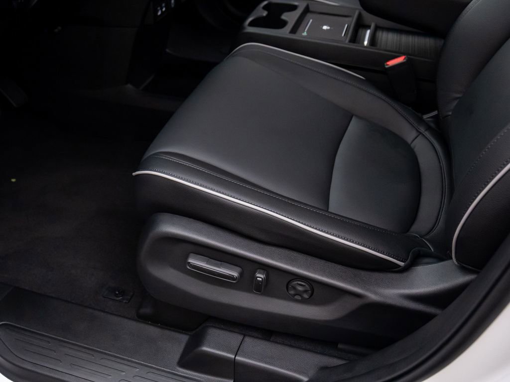 New 2026 Honda Odyssey Touring image 16